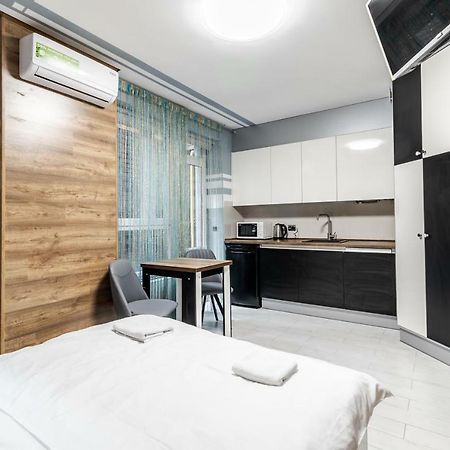 Balabana Red Apartment Lviv Eksteriør billede
