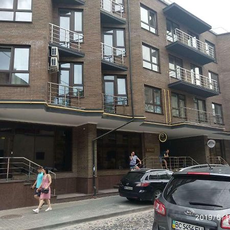 Balabana Red Apartment Lviv Eksteriør billede