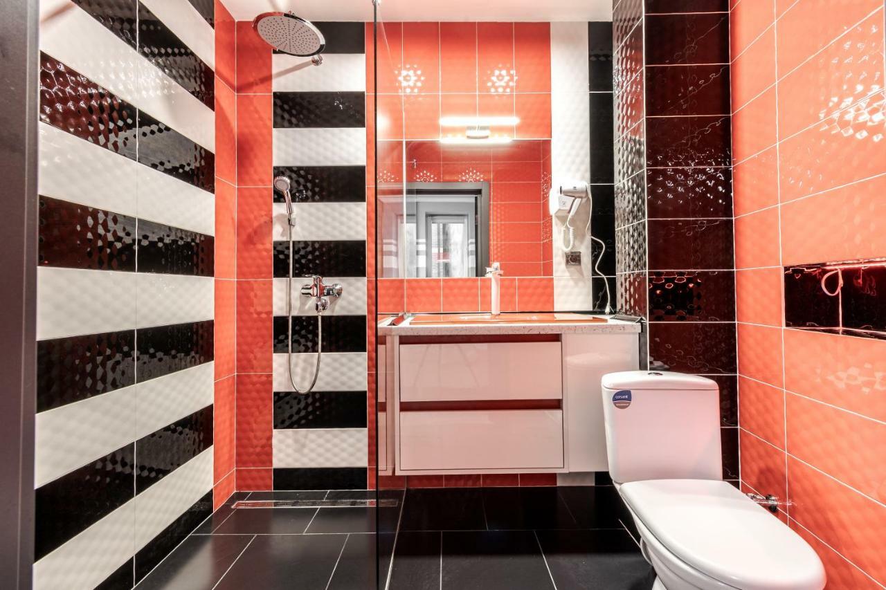 Balabana Red Apartment Lviv Eksteriør billede
