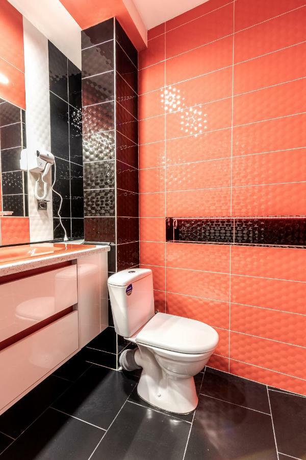 Balabana Red Apartment Lviv Eksteriør billede