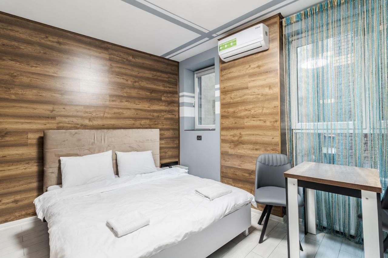 Balabana Red Apartment Lviv Eksteriør billede